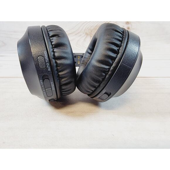 Sony - WHRF400 RF Wireless Headphones and Charging Stand- Black - Tested - Picture 13 of 16